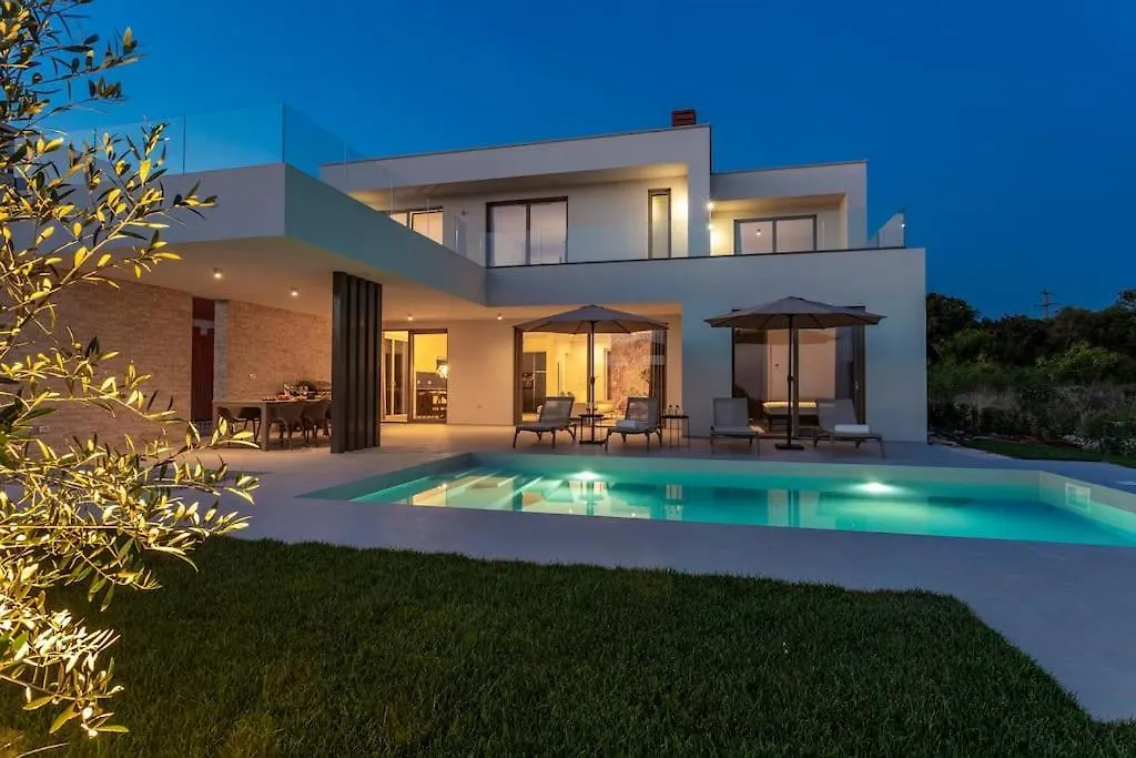 Design Villa Emily White Near Rovinj 발