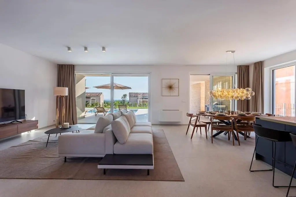 Design Villa Emily White Near Rovinj 발