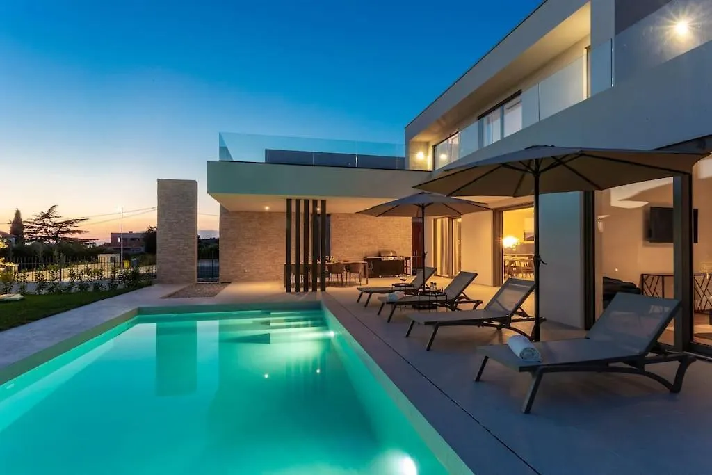 Design Villa Emily White Near Rovinj Bale 0*,